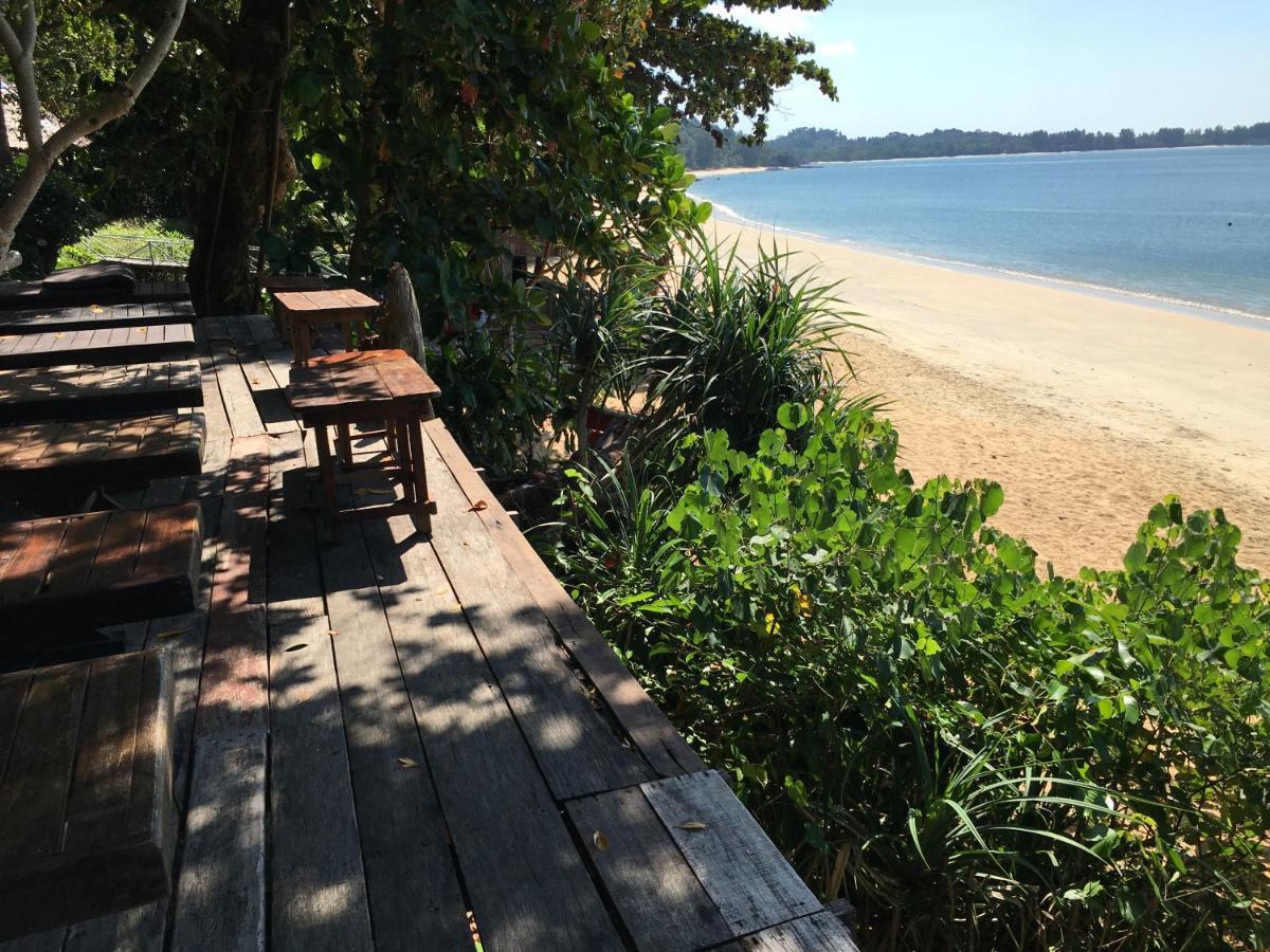 Starlight Beach Resort Koh Phayam Luaran gambar