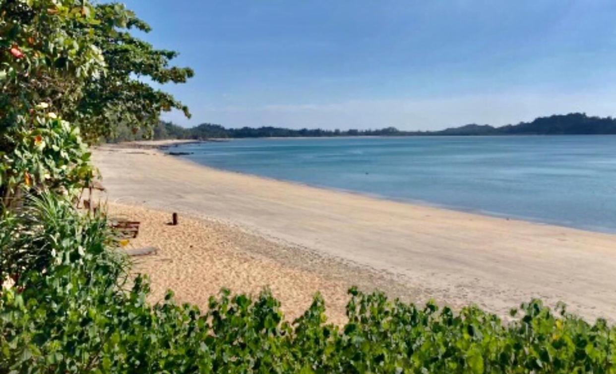 Starlight Beach Resort Koh Phayam Luaran gambar