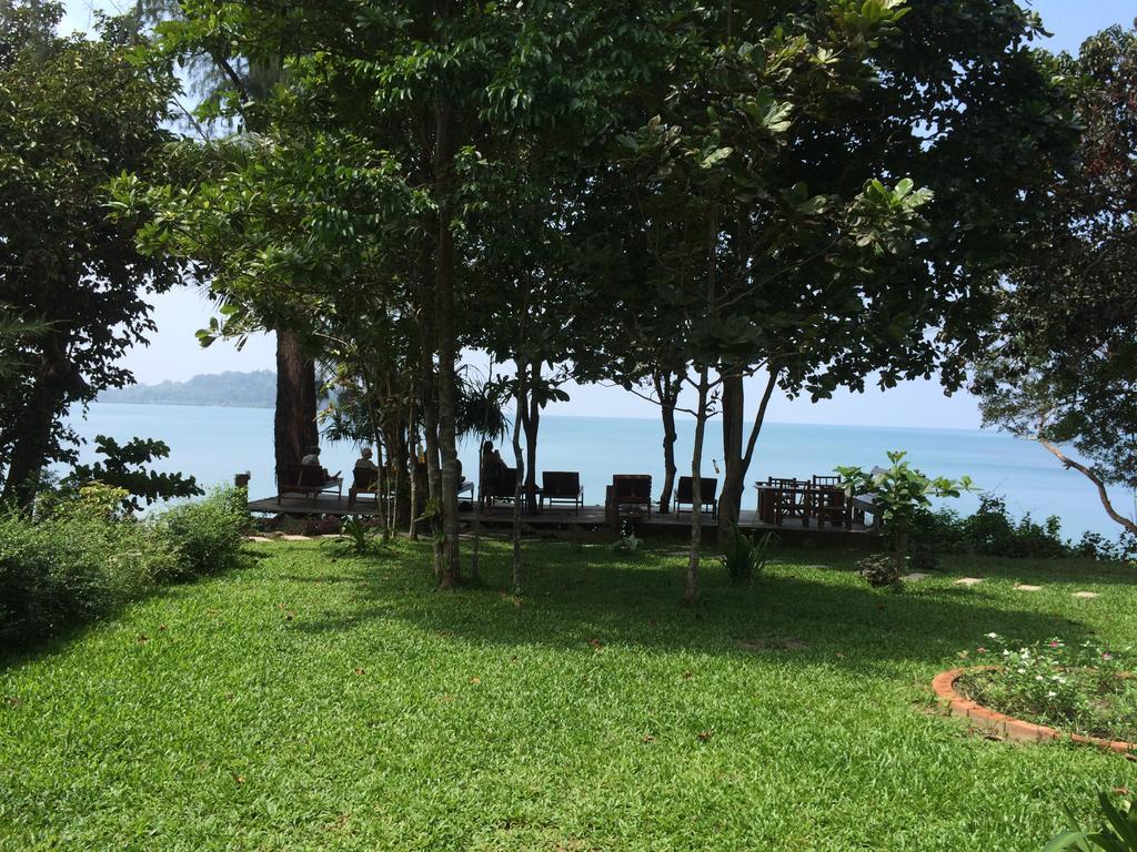 Starlight Beach Resort Koh Phayam Luaran gambar